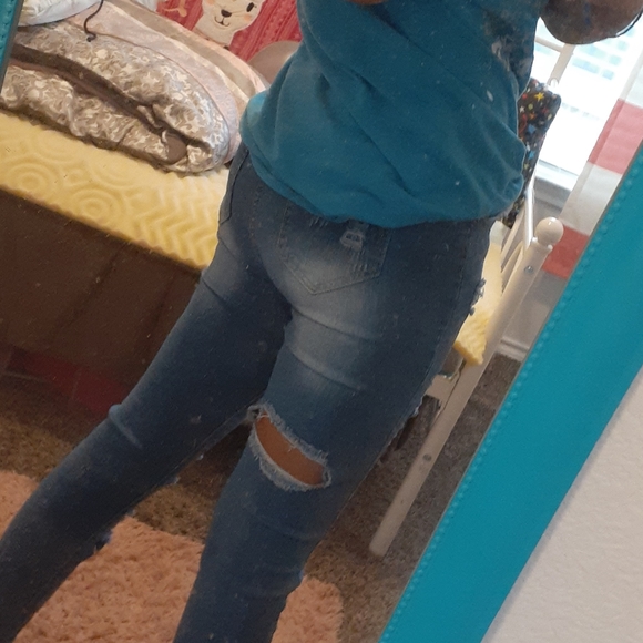 Jeans - Picture 3 of 5